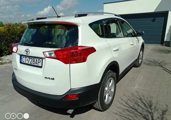 Toyota RAV4 cena 49900 przebieg: 104500, rok produkcji 2013 z Toruń małe 37